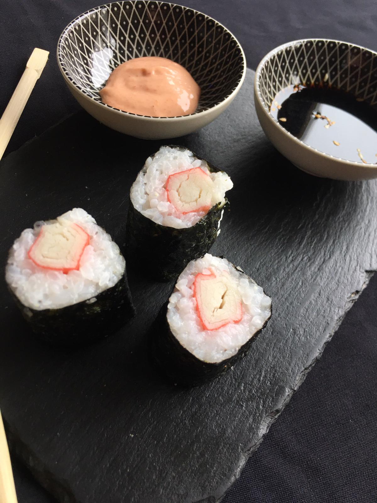 Kani maki (8 pieces)