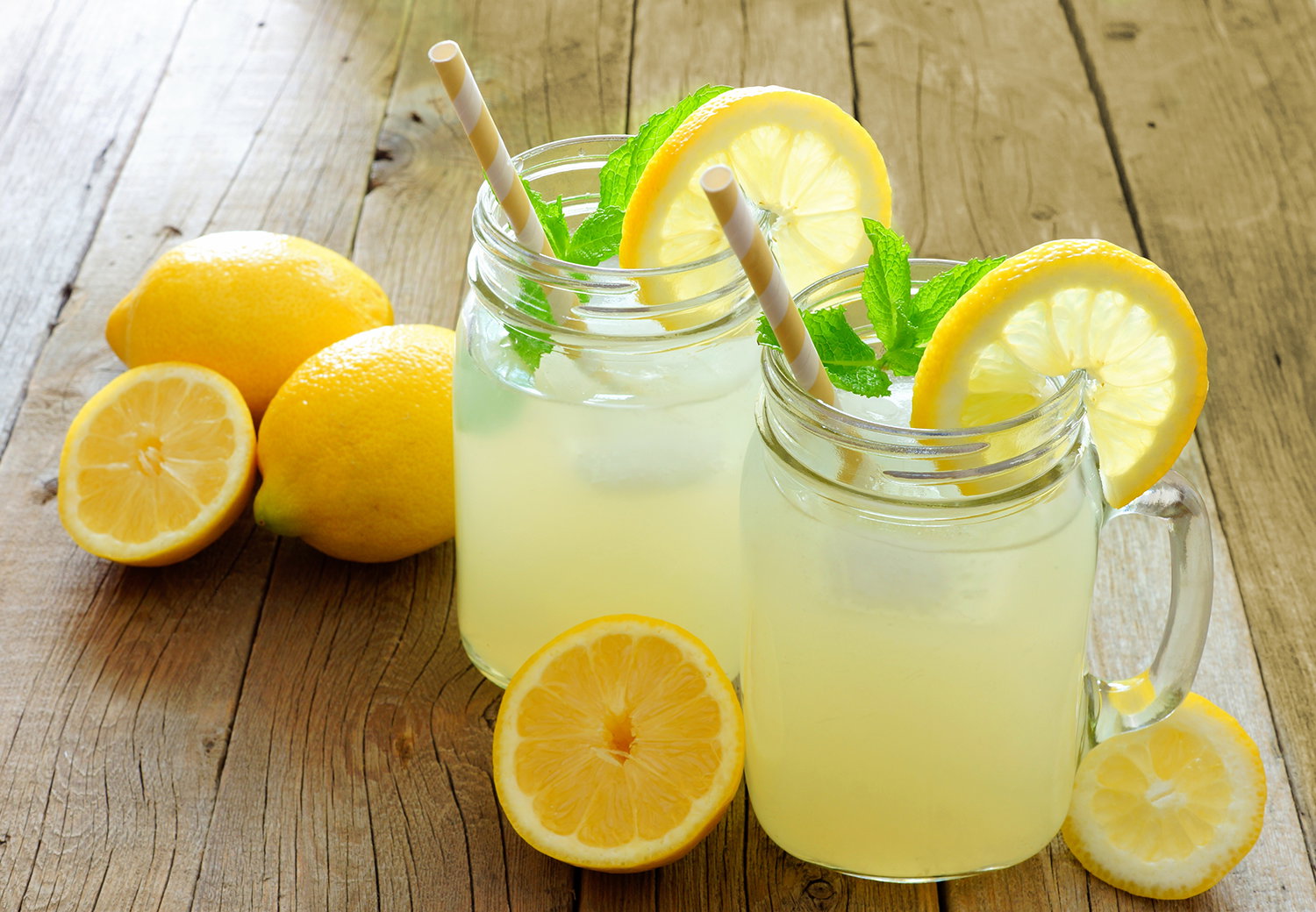Fresh lemonade