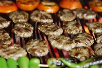 Half Board Köfte