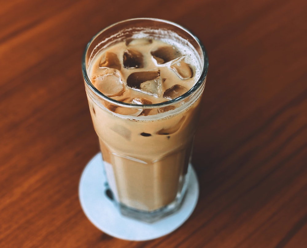 Iced latte (double shot)