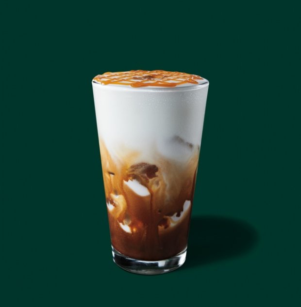 Iced caramel macchiato