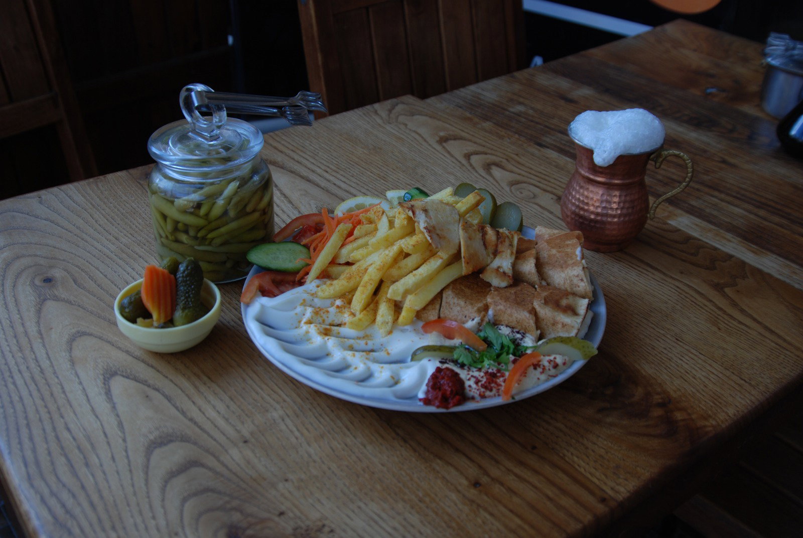 Full hummus meal