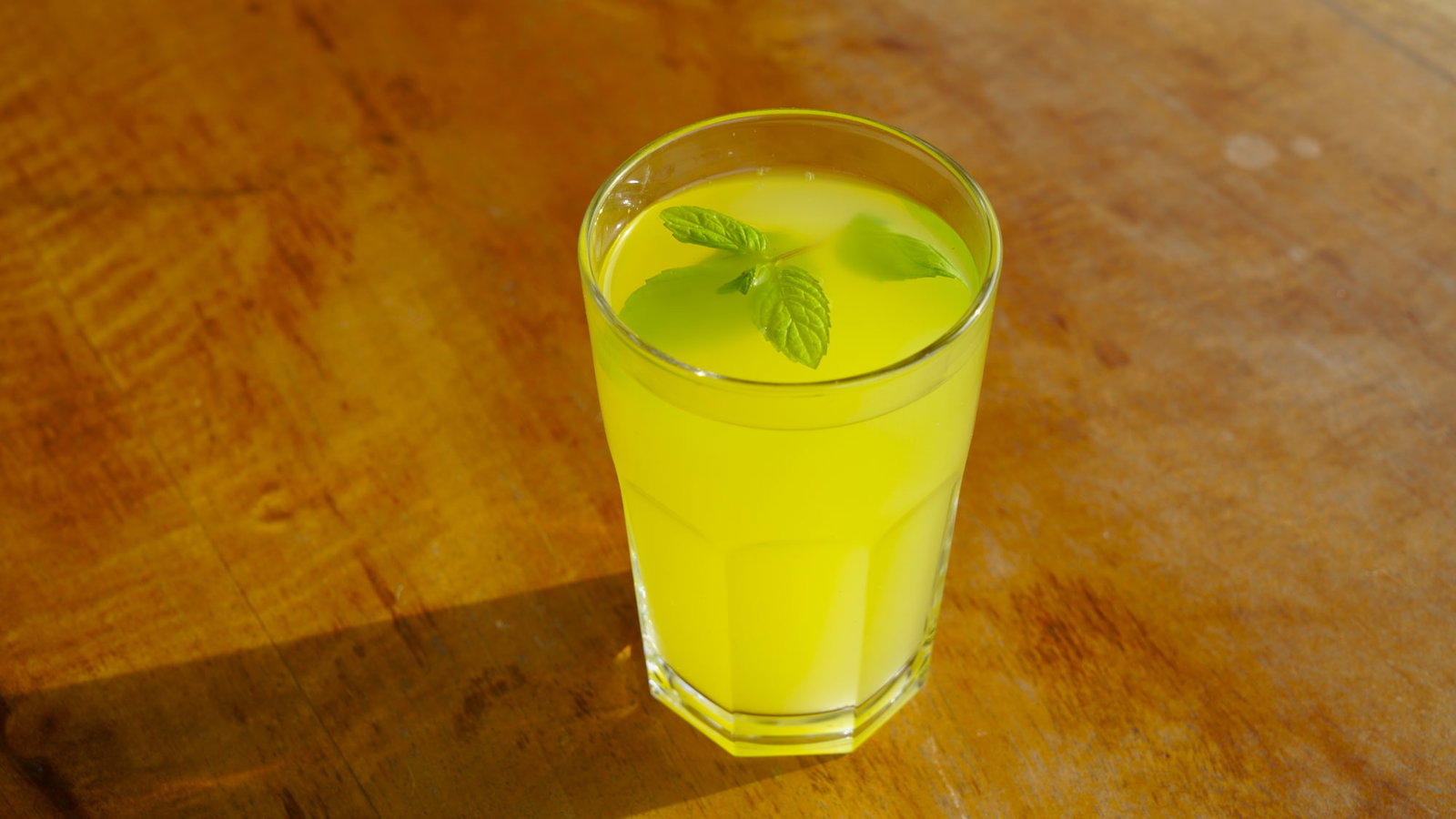 Homemade lemonade