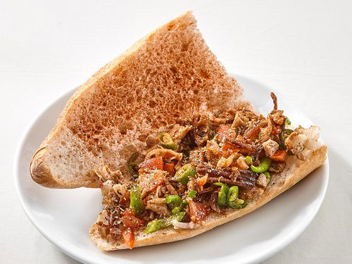 Kokoreç Yarım Ekmek-Kokoreç in sandwich