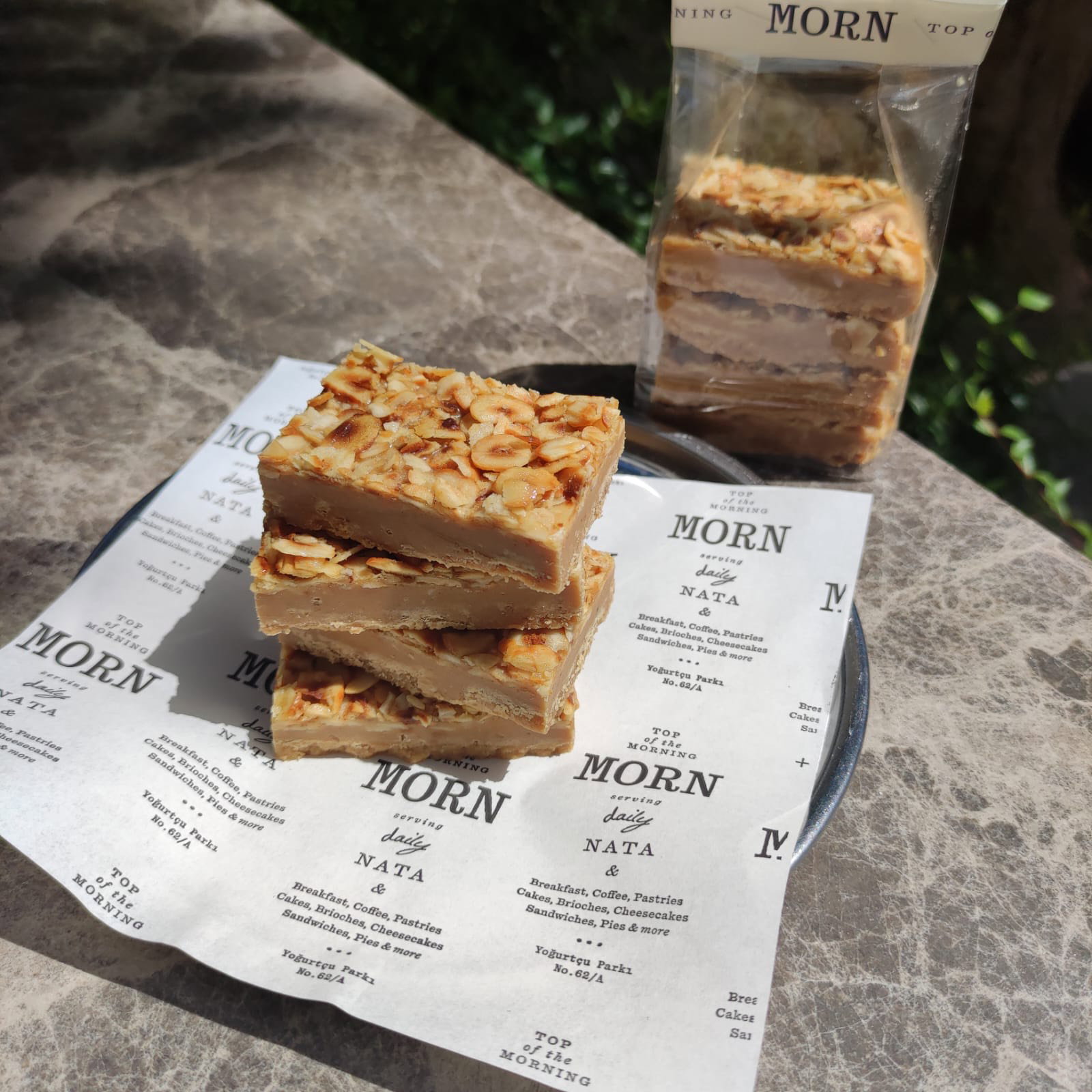 Hazelnut flour halva cookie