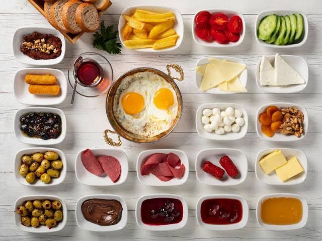 Full serpme breakfast