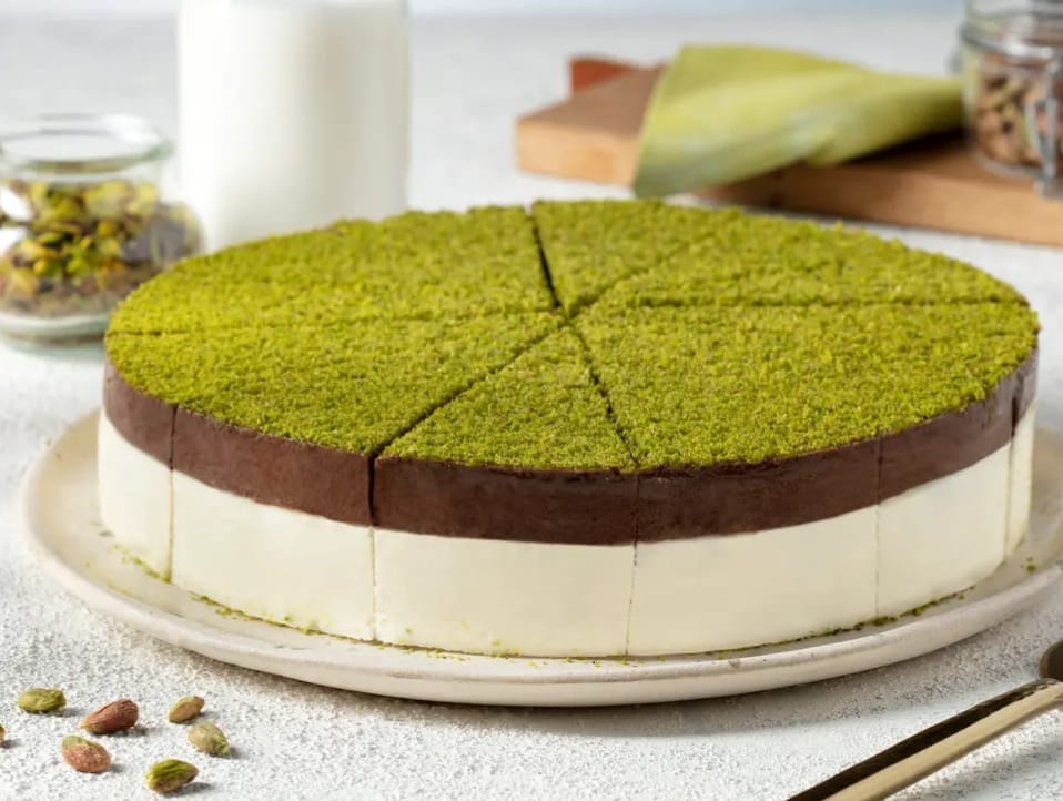 Antep pistachio cake