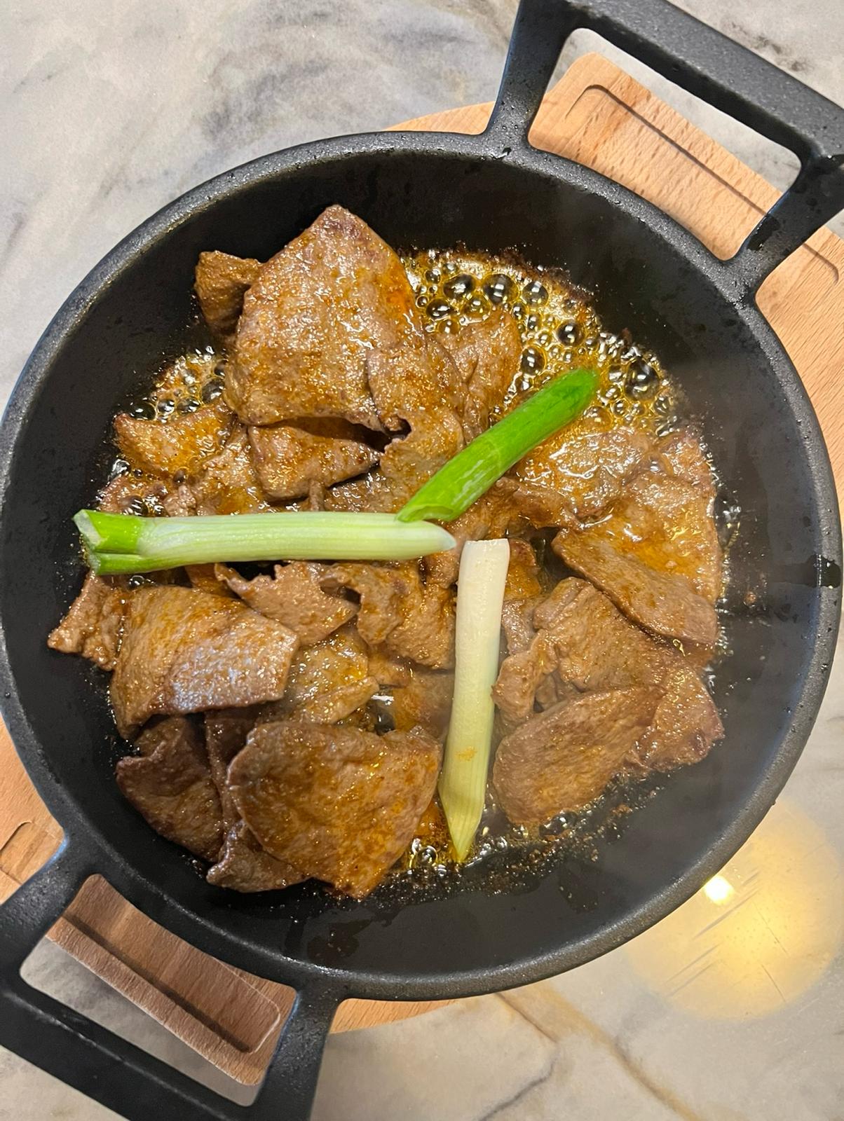 Yaprak Ciğeri (Turkish thin-sliced fried liver)