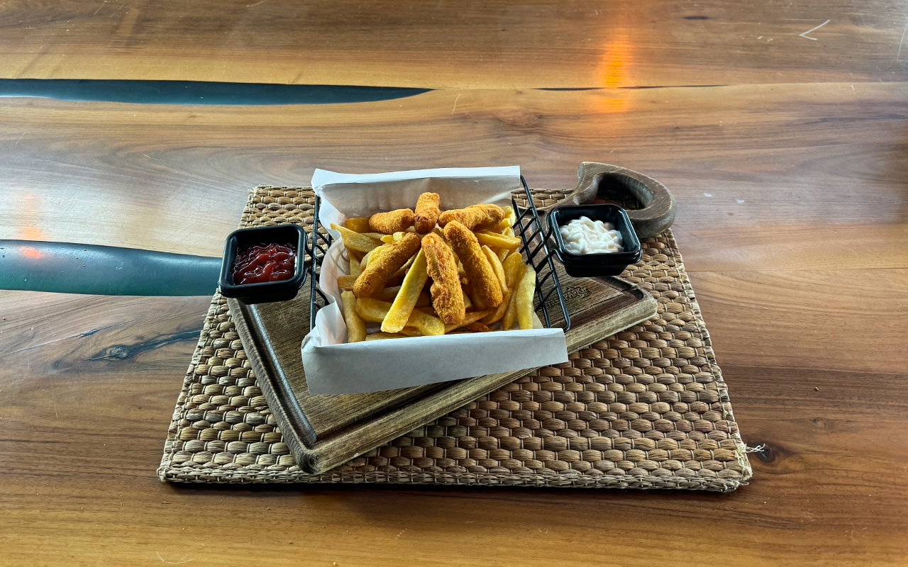 6-piece mozzarella sticks