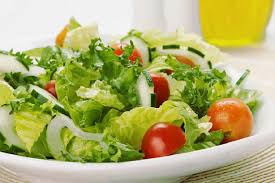 Seasonal salad / green salad