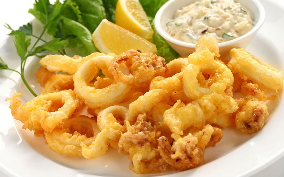 Kalamar tava (Turkish fried calamari)